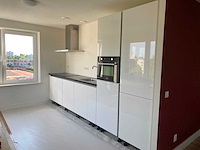 Keuken met inventum apparatuur