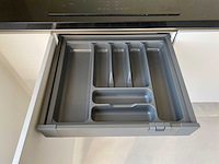 Keuken met inventum apparatuur - afbeelding 15 van  16