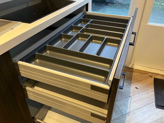 Keuken met inventum apparatuur - afbeelding 8 van  33