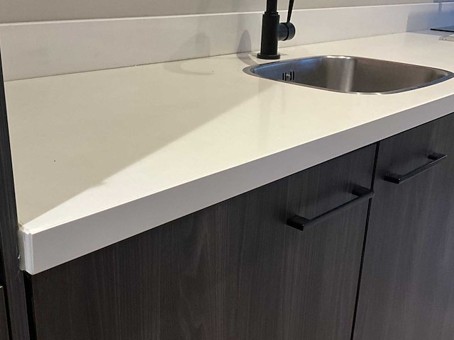 Keuken met inventum apparatuur - afbeelding 21 van  33