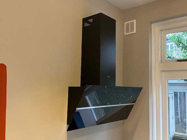 Keuken met inventum apparatuur - afbeelding 24 van  33