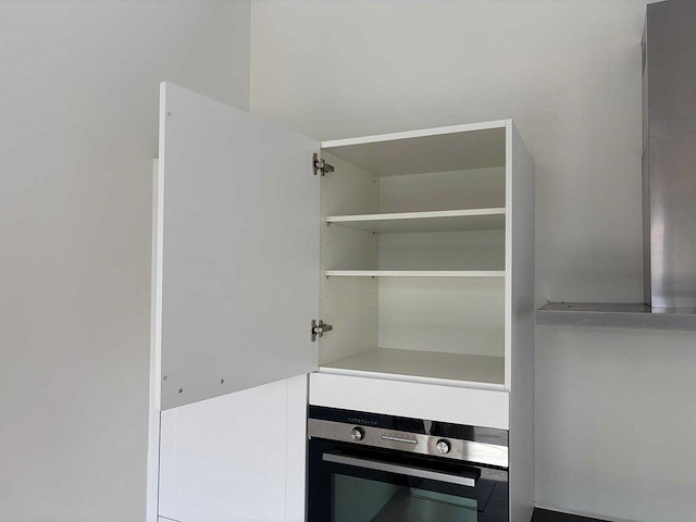 Keuken met inventum apparatuur - afbeelding 6 van  23