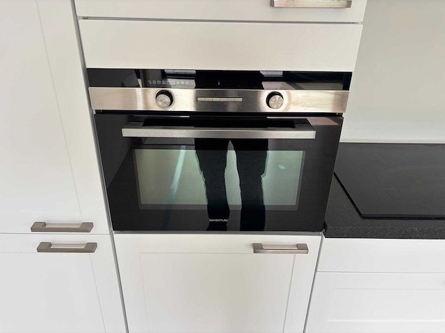 Keuken met inventum apparatuur - afbeelding 7 van  23