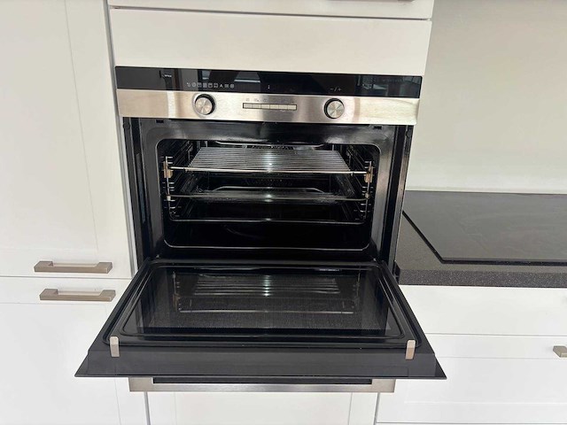 Keuken met inventum apparatuur - afbeelding 18 van  23