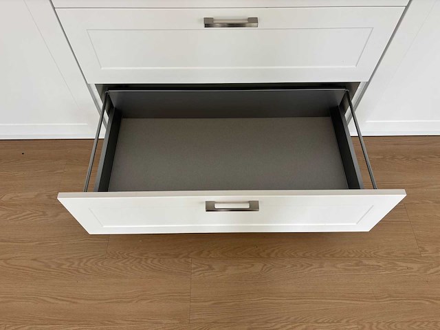 Keuken met inventum apparatuur - afbeelding 19 van  23