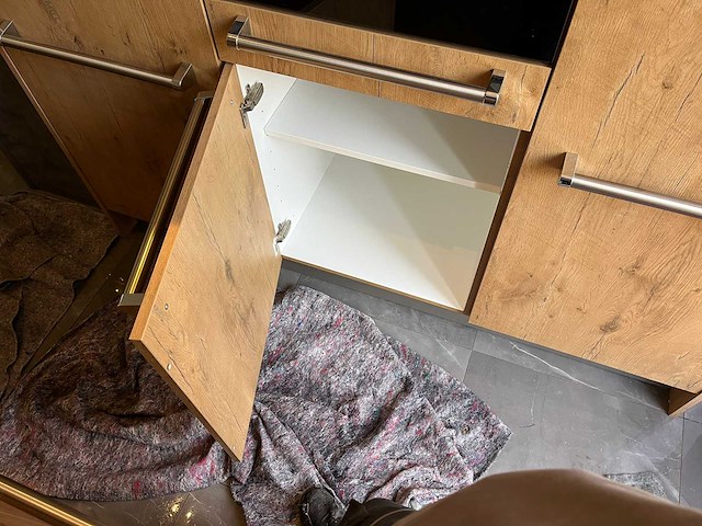 Keuken met klarstein/zanussi apparatuur - afbeelding 17 van  17