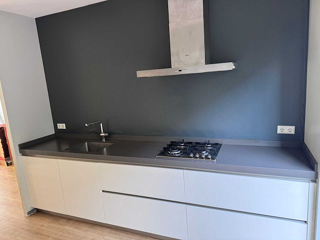 Keuken met m-system / siemens apparatuur - afbeelding 1 van  19