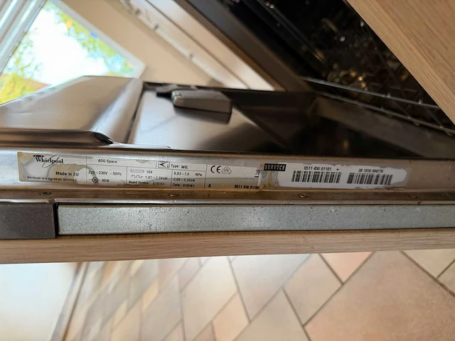 Keuken met m-system / whirlpool apparatuur - afbeelding 2 van  5