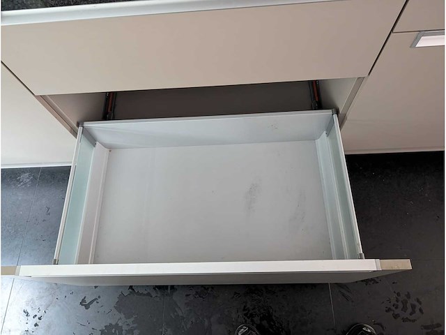Keuken met met bosch / pelgrim apparatuur - afbeelding 14 van  32