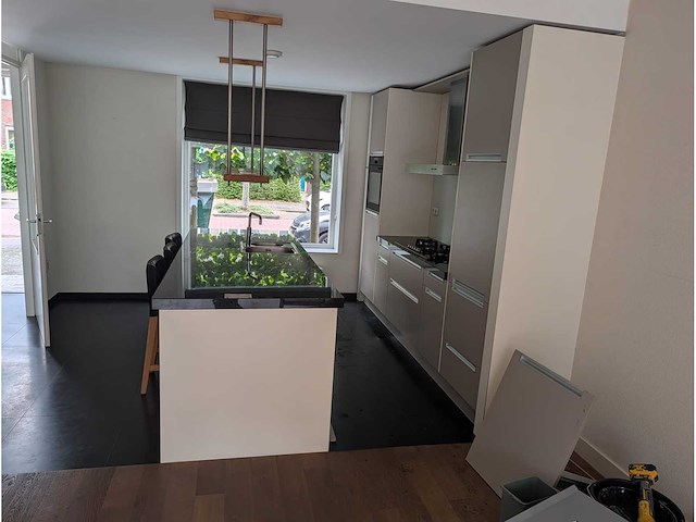 Keuken met met bosch / pelgrim apparatuur - afbeelding 11 van  32