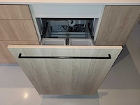 Keuken met miele apparatuur - afbeelding 6 van  39