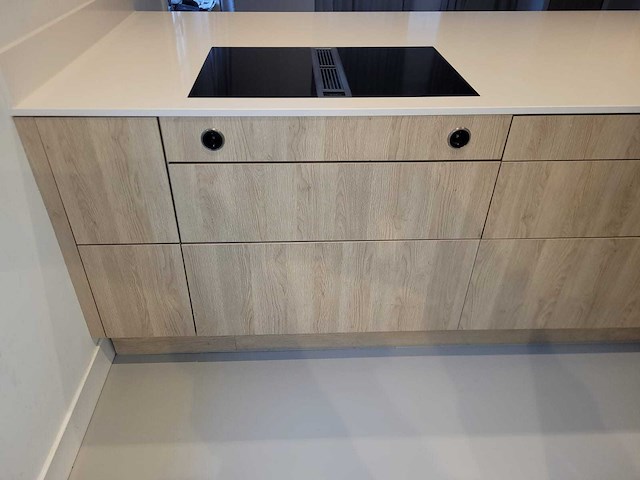 Keuken met miele apparatuur - afbeelding 12 van  39