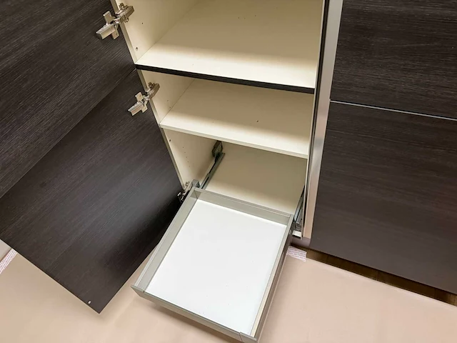 Keuken met miele apparatuur - afbeelding 11 van  51