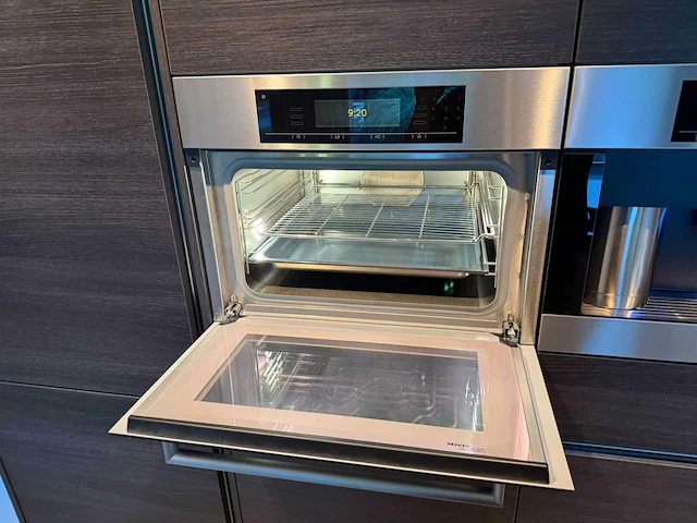Keuken met miele apparatuur - afbeelding 20 van  51