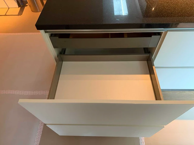 Keuken met miele apparatuur - afbeelding 32 van  51