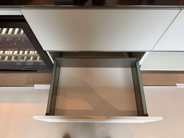 Keuken met miele apparatuur - afbeelding 36 van  51