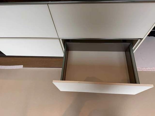 Keuken met miele apparatuur - afbeelding 38 van  51