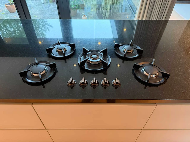 Keuken met miele apparatuur - afbeelding 45 van  51