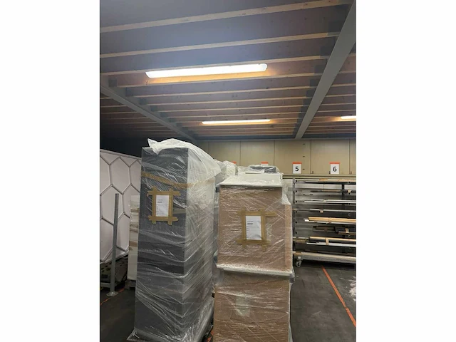 Keuken met miele apparatuur - afbeelding 51 van  51
