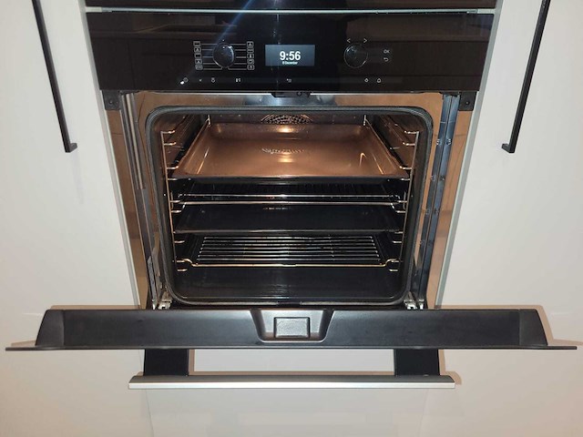 Keuken met miele apparatuur - afbeelding 16 van  39