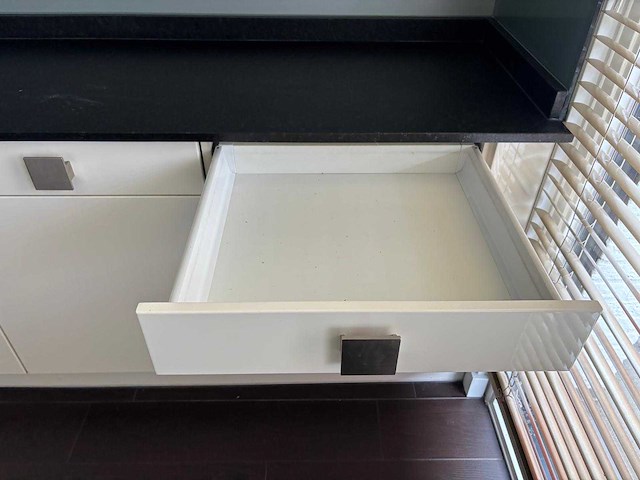 Keuken met miele / samsung apparatuur - afbeelding 5 van  60