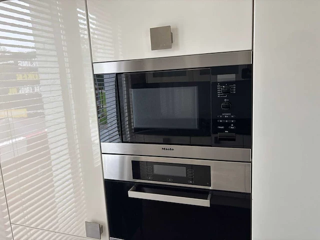 Keuken met miele / samsung apparatuur - afbeelding 13 van  61