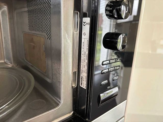 Keuken met miele / samsung apparatuur - afbeelding 38 van  61