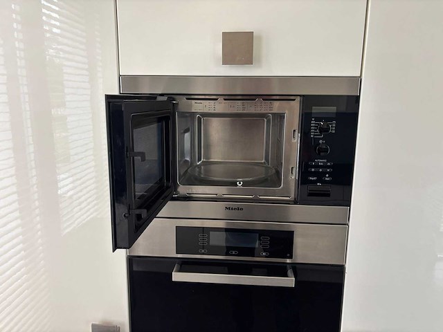 Keuken met miele / samsung apparatuur - afbeelding 14 van  60
