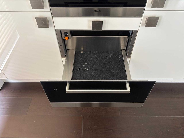 Keuken met miele / samsung apparatuur - afbeelding 18 van  60