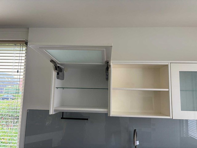 Keuken met miele / samsung apparatuur - afbeelding 12 van  60