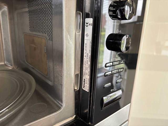 Keuken met miele / samsung apparatuur - afbeelding 38 van  60