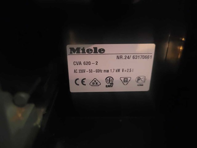 Keuken met miele/siemens apparatuur - afbeelding 10 van  25