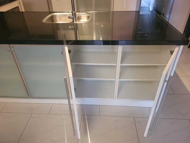 Keuken met miele/siemens apparatuur - afbeelding 32 van  32