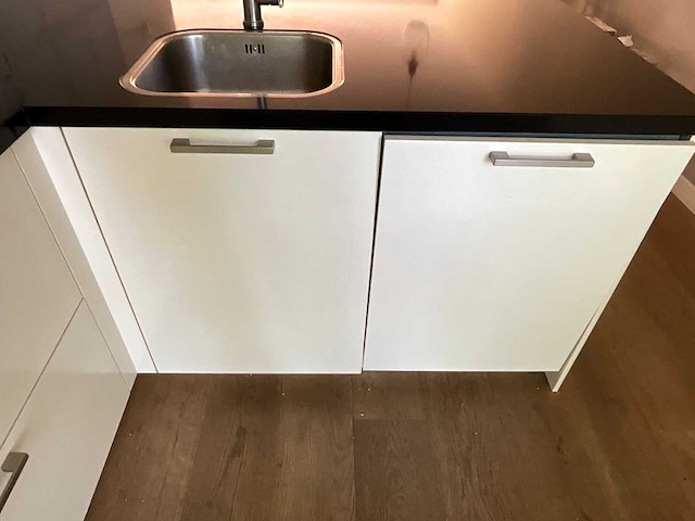 Keuken met pelgrim apparatuur - afbeelding 21 van  35