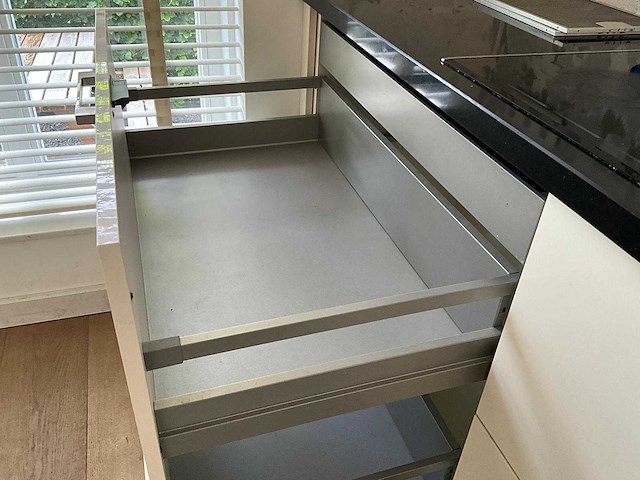 Keuken met pelgrim apparatuur - afbeelding 34 van  35
