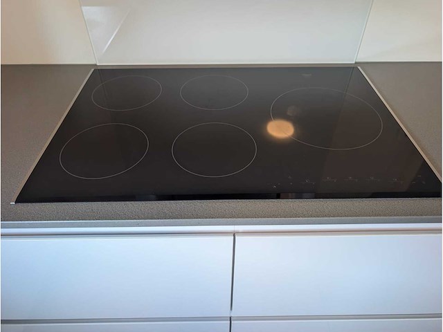 Keuken met pelgrim apparatuur - afbeelding 4 van  32