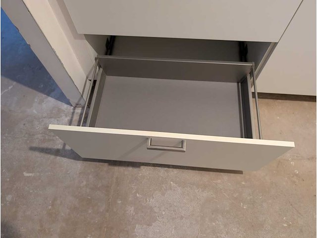 Keuken met pelgrim apparatuur - afbeelding 4 van  24