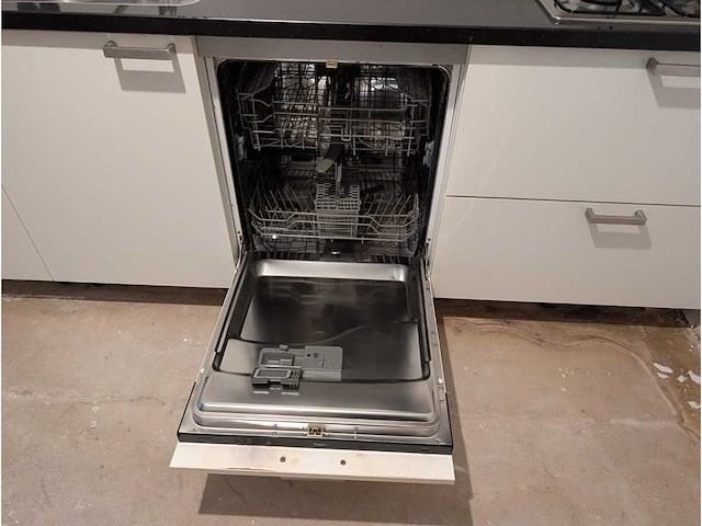 Keuken met pelgrim apparatuur - afbeelding 7 van  24