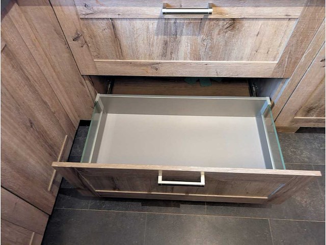 Keuken met pelgrim apparatuur - afbeelding 7 van  19