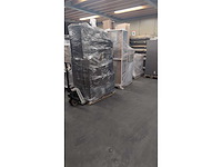 Keuken met pelgrim apparatuur - afbeelding 11 van  19