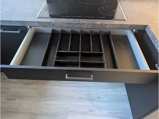 Keuken met pelgrim apparatuur - afbeelding 15 van  26