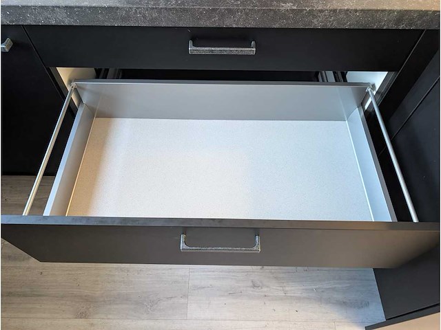 Keuken met pelgrim apparatuur - afbeelding 16 van  26