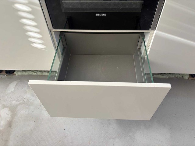 Keuken met siemens apparatuur - afbeelding 15 van  23