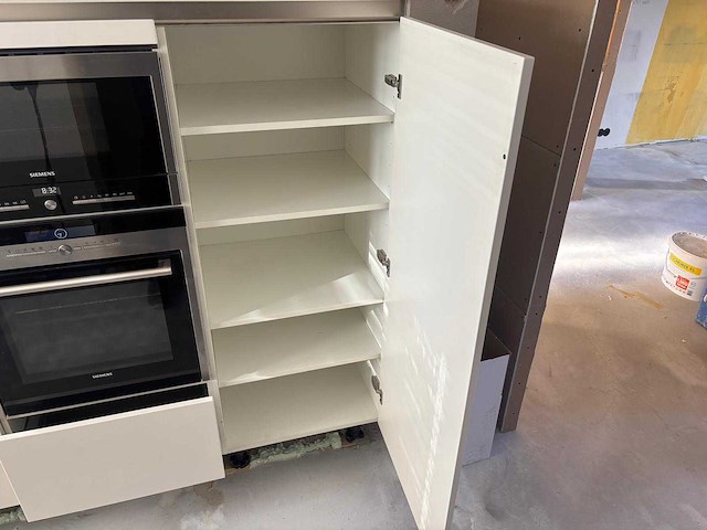 Keuken met siemens apparatuur - afbeelding 18 van  23