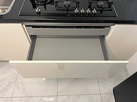 Keuken met siemens apparatuur - afbeelding 3 van  16