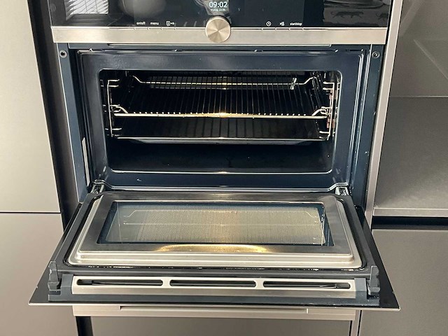 Keuken met siemens apparatuur - afbeelding 5 van  43