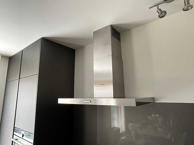 Keuken met siemens apparatuur - afbeelding 19 van  43