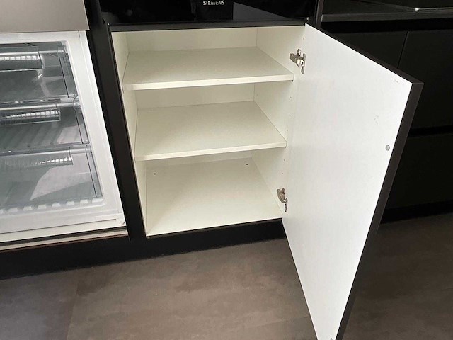 Keuken met siemens apparatuur - afbeelding 32 van  43