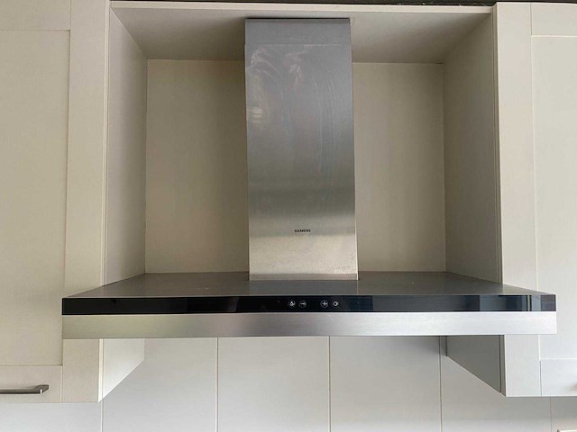 Keuken met siemens apparatuur - afbeelding 15 van  37