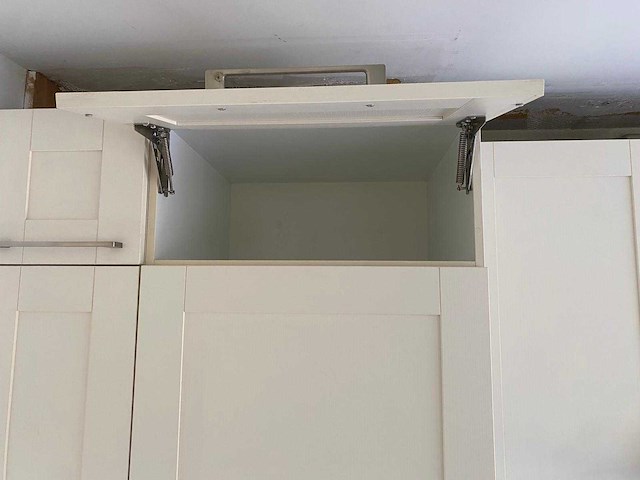 Keuken met siemens apparatuur - afbeelding 7 van  37
